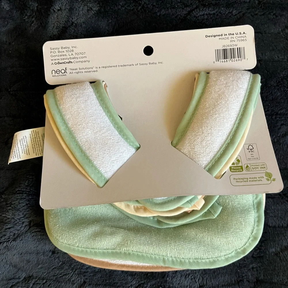 4 Cute Otter Infant Bib with Heart Design